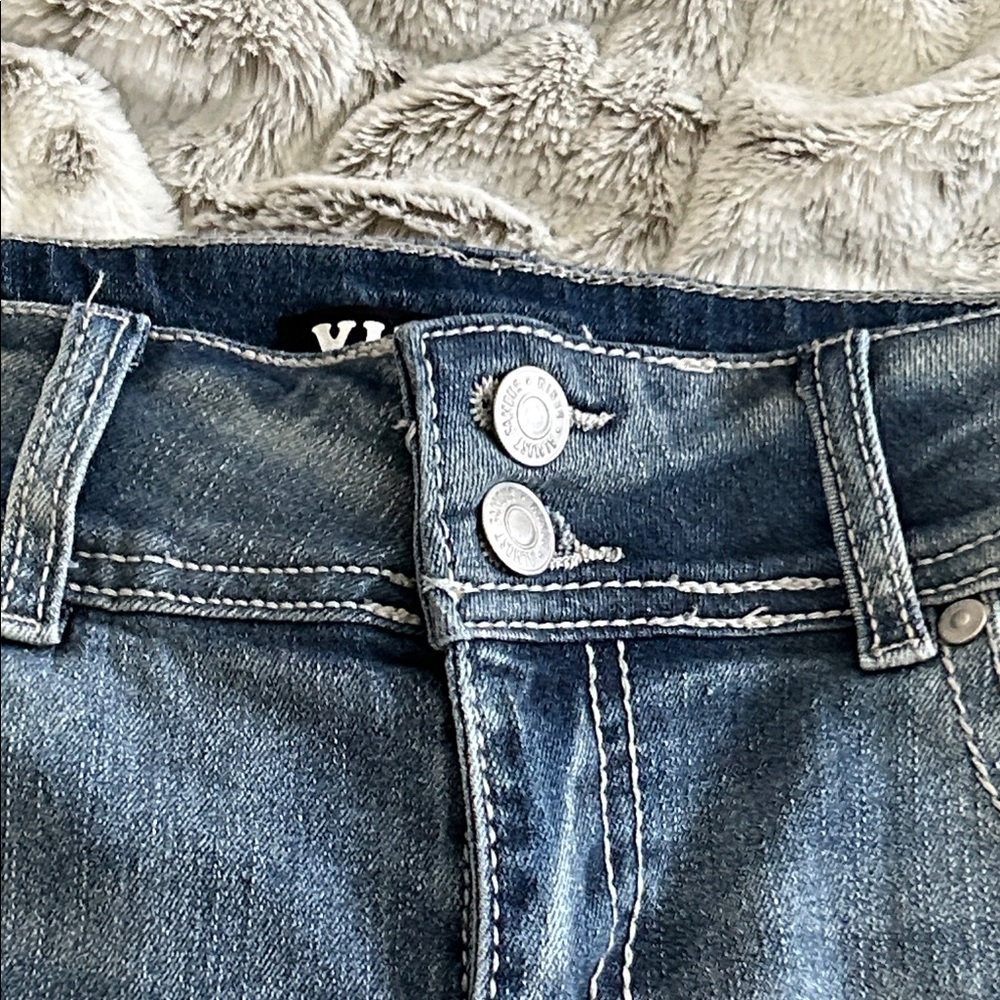 Vintage Denim Flare Jeans (Juniors) - Picture 3 of 15